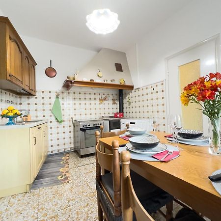 Sanremo Mare E Relax - Affittasi "Casa Illiade" Con Parcheggio Libero, Terrazza E Wi-Fi Apartment Bagian luar foto